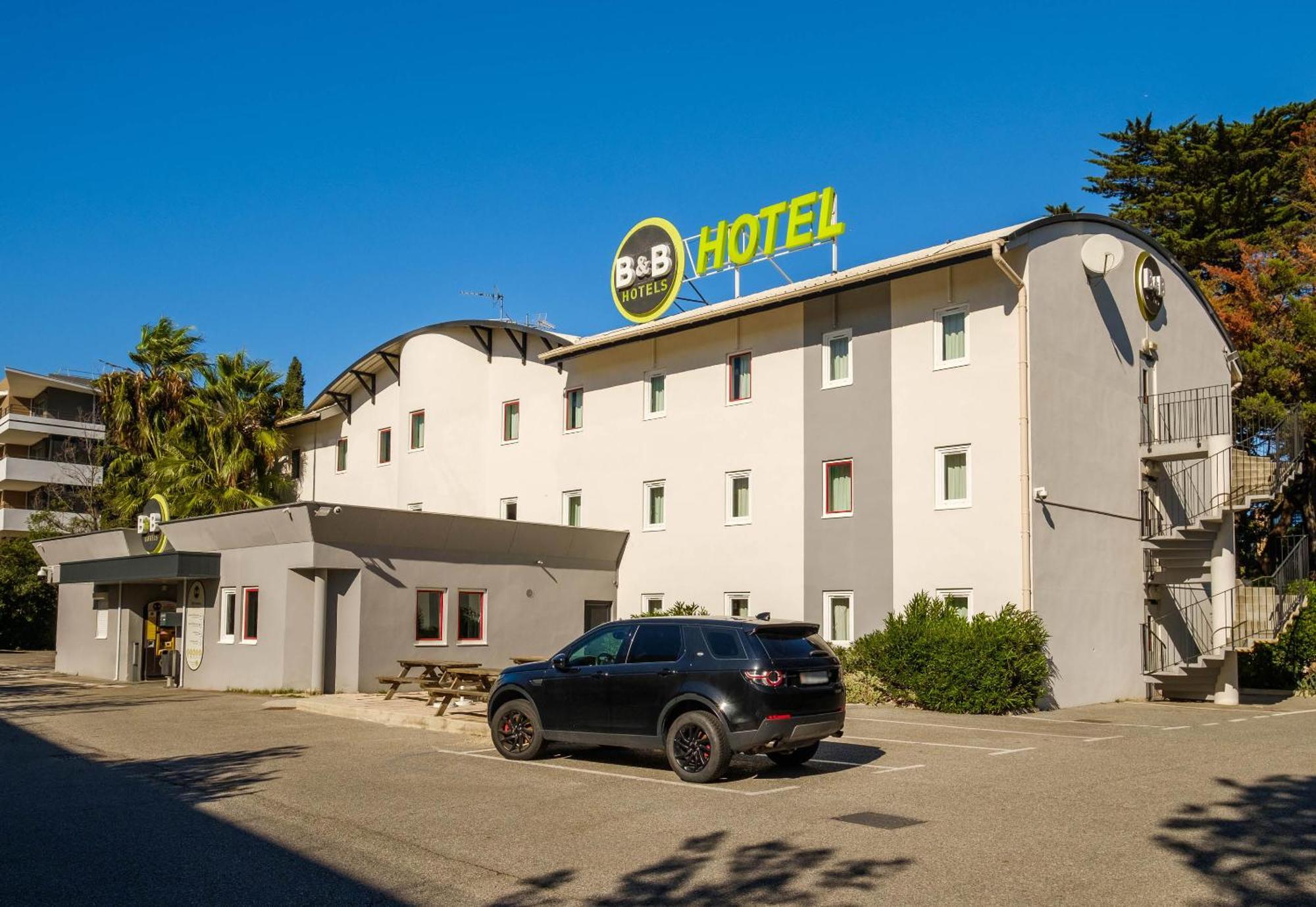 B&B hôtel Villeneuve Loubet Plage Villeneuve-Loubet Exterior foto